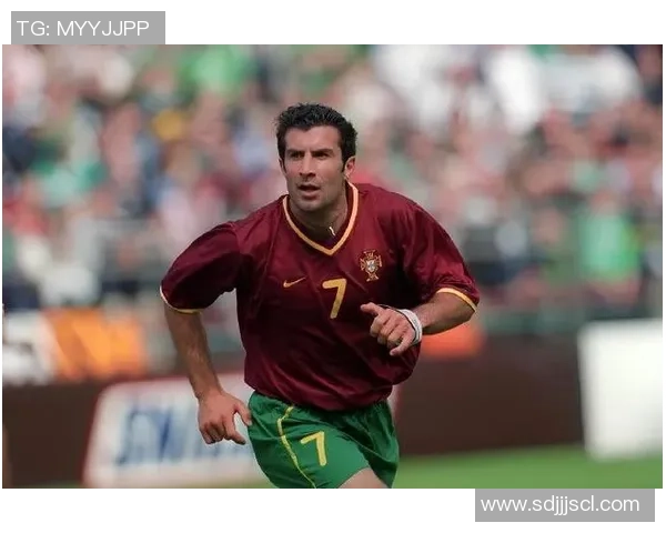 全球足球服7号球星风采大全 盘点经典球衣与传奇球员背后故事